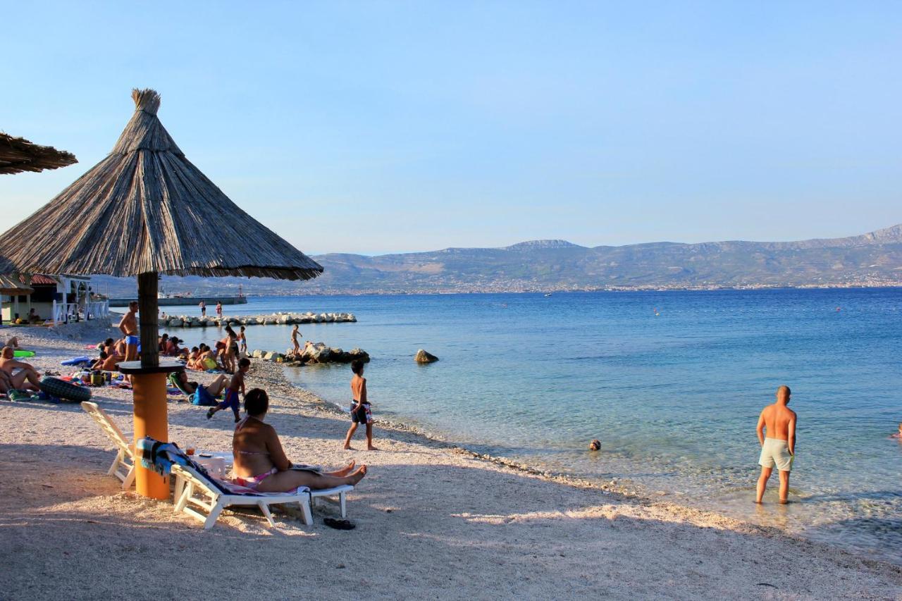 Apartments By The Sea Slatine, Ciovo - 1128 ภายนอก รูปภาพ